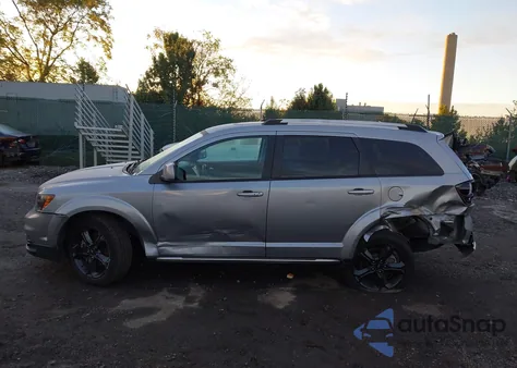 2020 Dodge Journey Crossroad из США, поврежденный, VIN 3C4PDCGB5LT267475